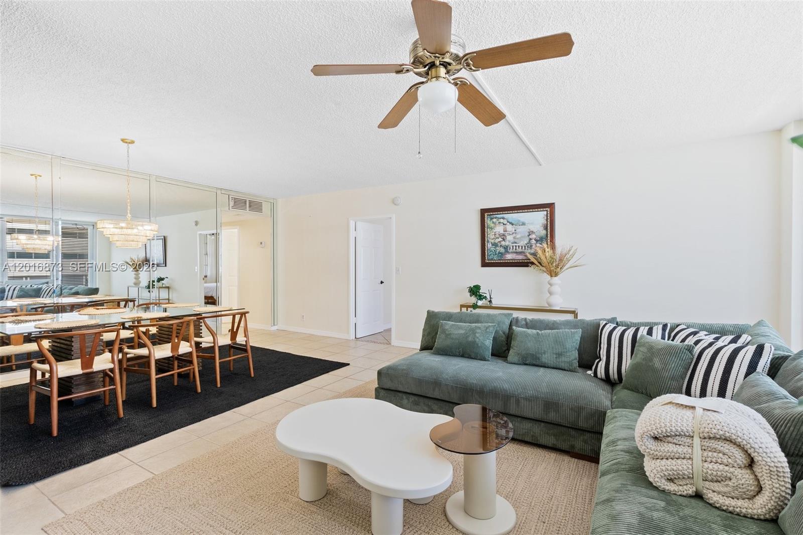 Photo of 3725 Ocean Dr  #921, Hollywood, Florida, 33019 - 