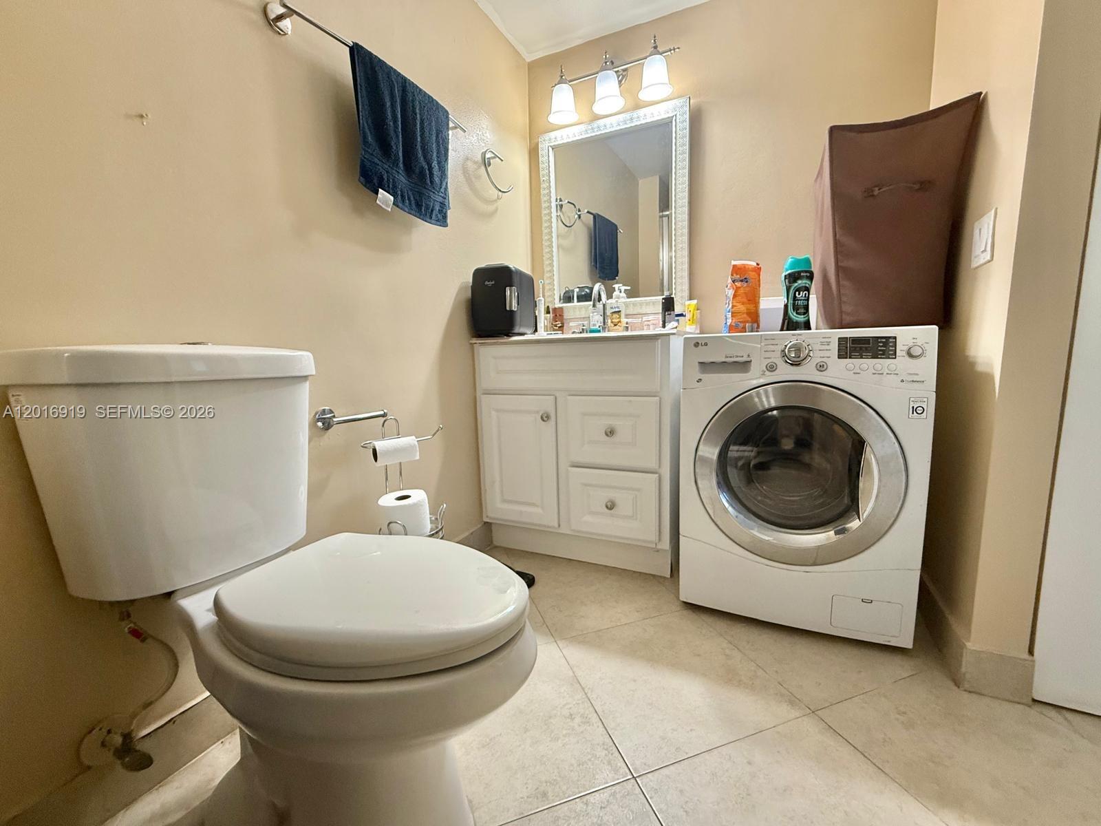 Photo of 3701 Country Club Dr  #502, Aventura, Florida, 33180 - 
