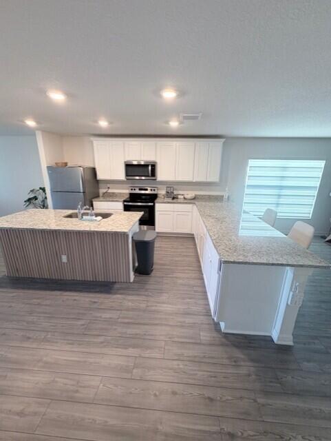 Ver detalles 1522 3 / 2 1696 sq. ft. $ 2026-06-19 0 foto