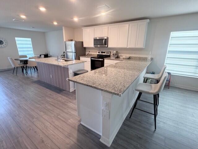Ver detalles 1522 3 / 2 1696 sq. ft. $ 2026-06-19 0 foto