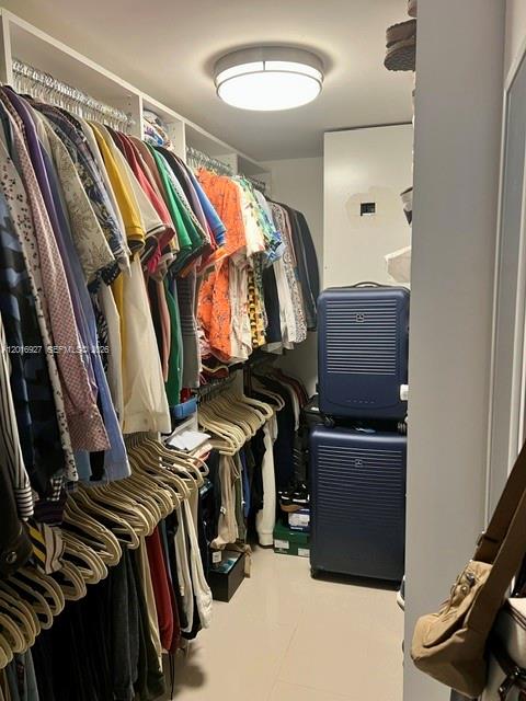 1A 1 / 1 776 sq. ft. $ 2026-05-11 0 foto