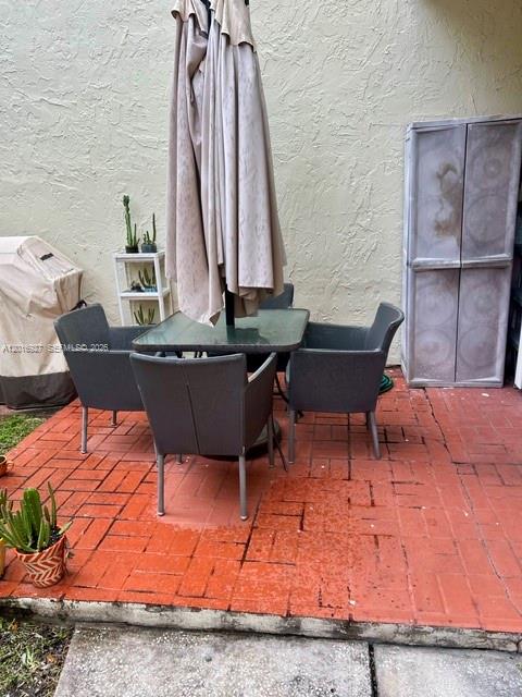 1A 1 / 1 776 sq. ft. $ 2026-05-11 0 foto