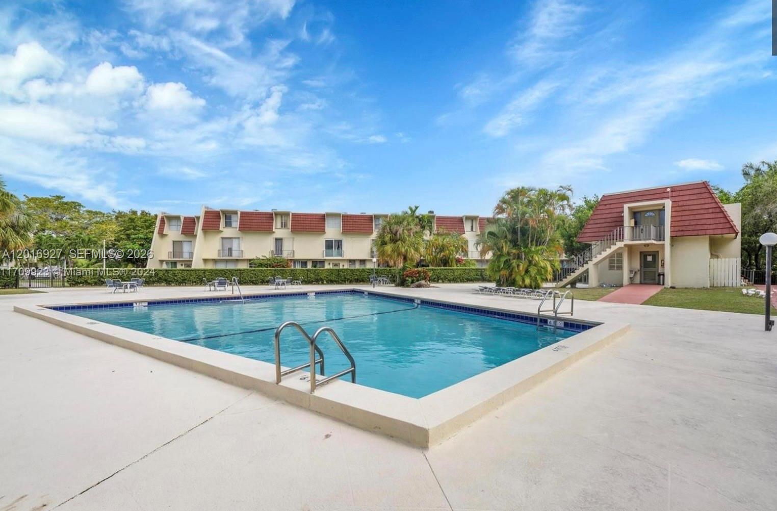 1A 1 / 1 776 sq. ft. $ 2026-05-11 0 foto