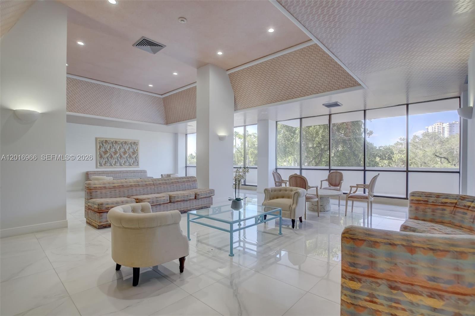 622 1 / 2 828 sq. ft. $ 2026-05-11 0 foto