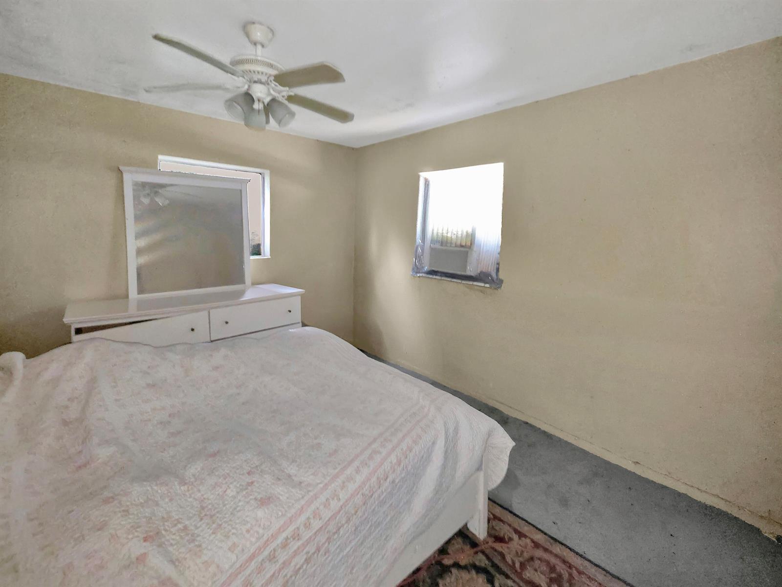   / 0 1500 sq. ft. $ 2026-06-05 0 foto