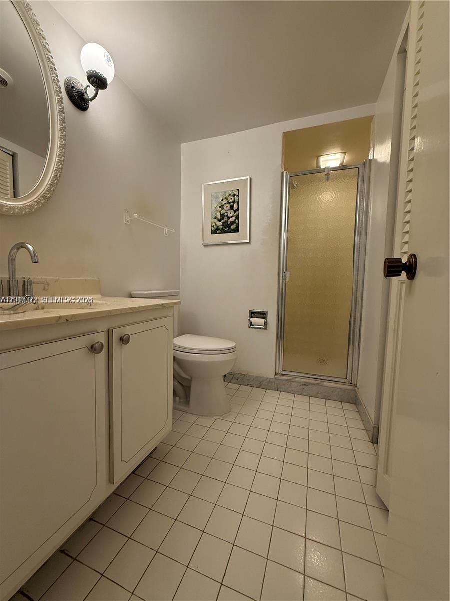 Photo of 1865 Ocean Dr  #15C, Hallandale Beach, Florida, 33009 - 