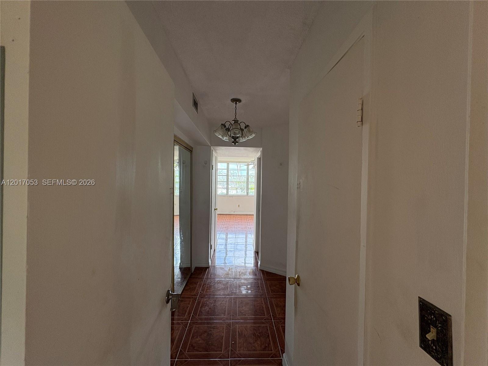 See details 203-1 2 / 2 1315 sq. ft. $ 2026-05-11 0 Photo