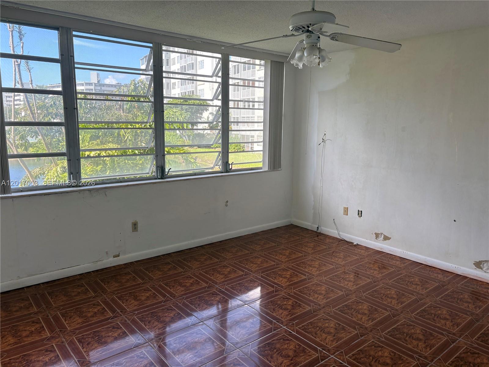 See details 203-1 2 / 2 1315 sq. ft. $ 2026-05-11 0 Photo