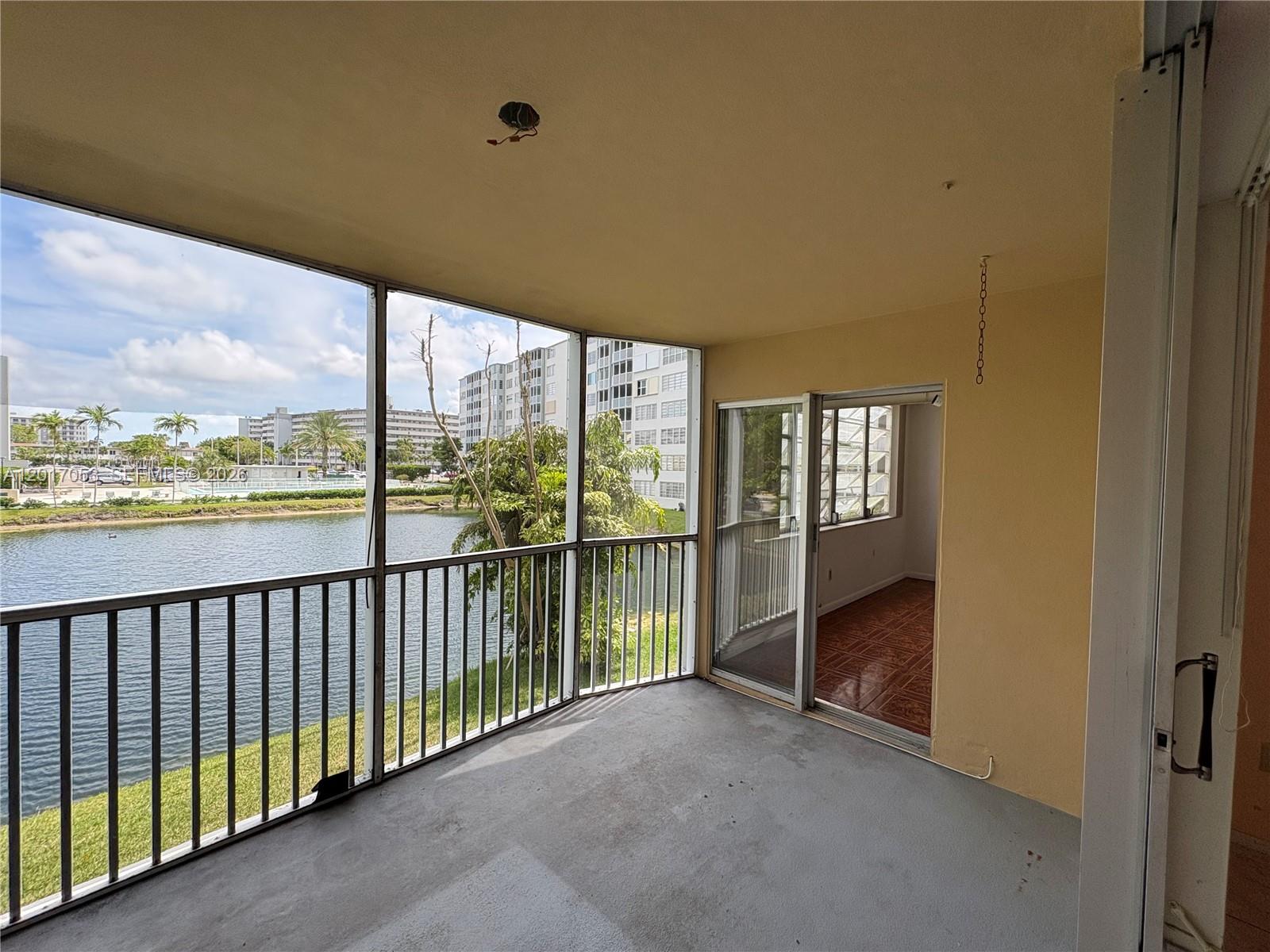 See details 203-1 2 / 2 1315 sq. ft. $ 2026-05-11 0 Photo
