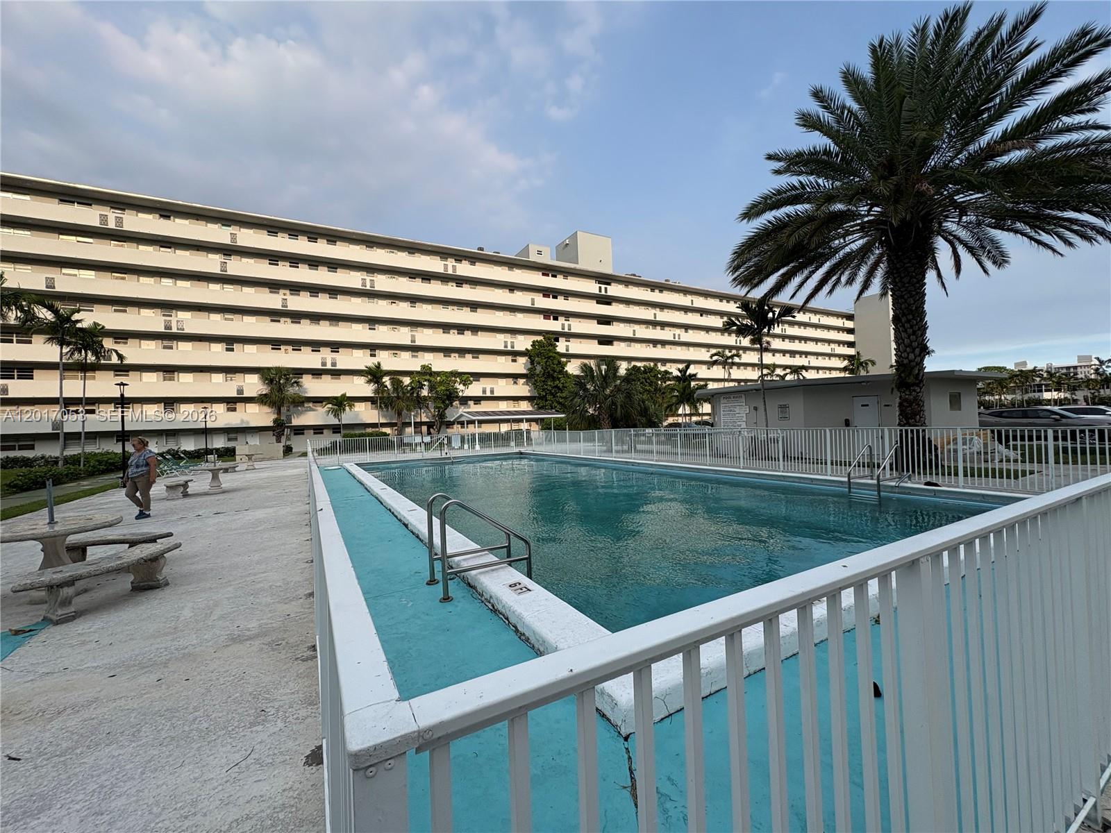 See details 203-1 2 / 2 1315 sq. ft. $ 2026-05-11 0 Photo