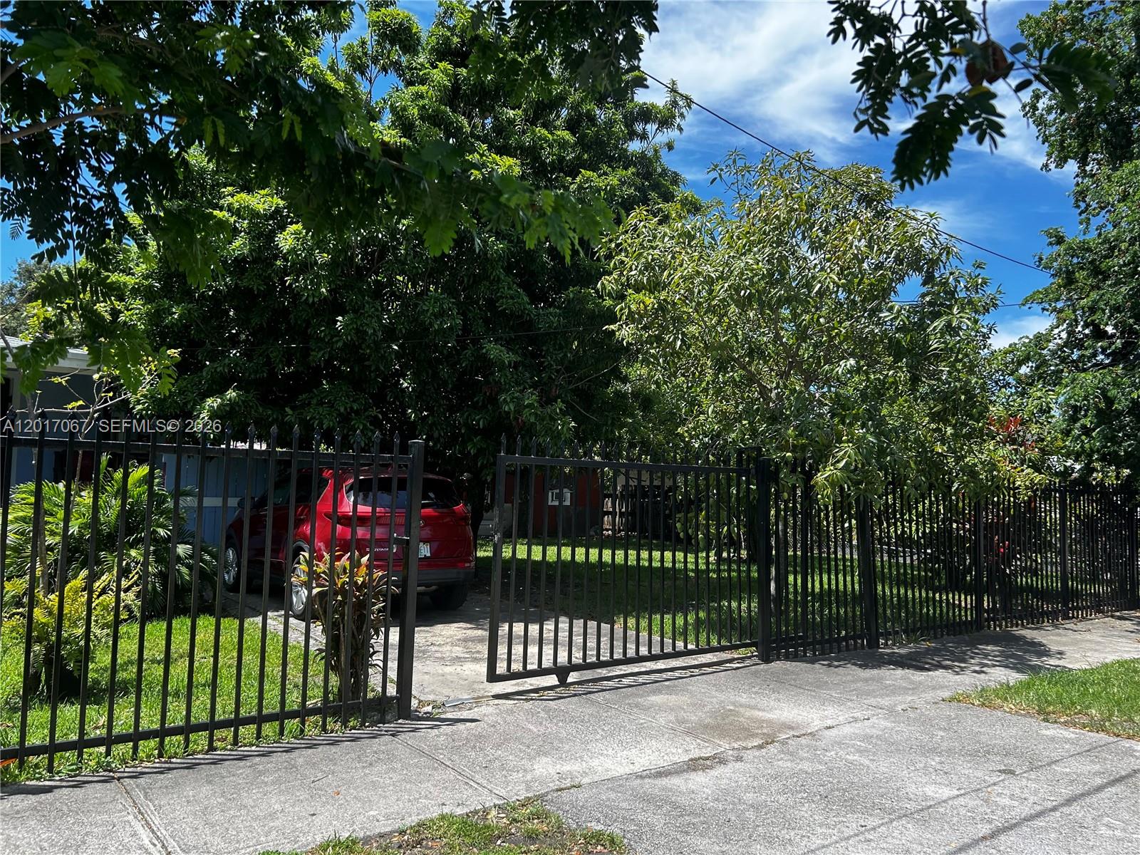 See details / 1140 sq. ft. $ 2026-05-11 0 Photo