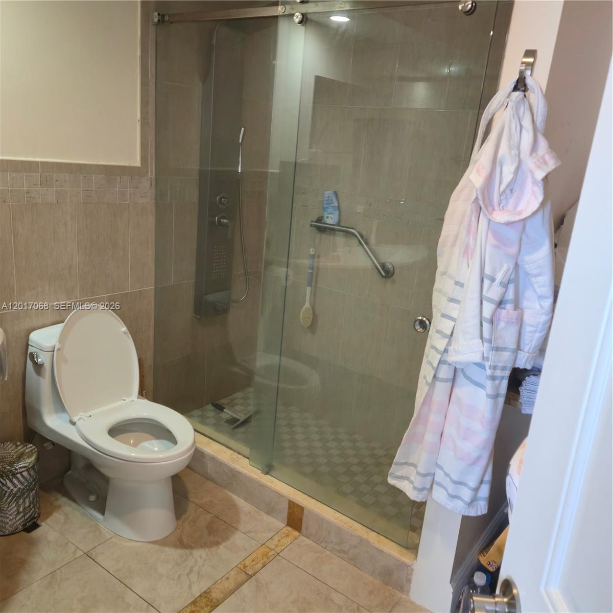 See details 1020 2 / 2 1275 sq. ft. $ 2026-05-26 0 Photo