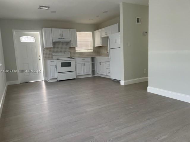 See details / 1500 sq. ft. $ 2026-05-26 0 Photo