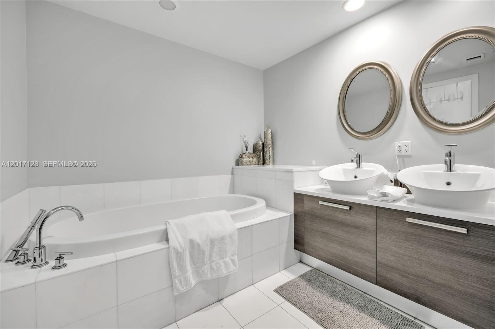 Photo of 2950 188th St  #403, Aventura, Florida, 33180 - 