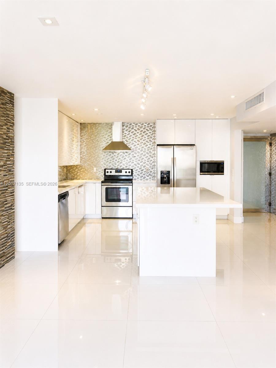 Photo of 19390 Collins Ave  #907, Sunny Isles Beach, Florida, 33160 - 