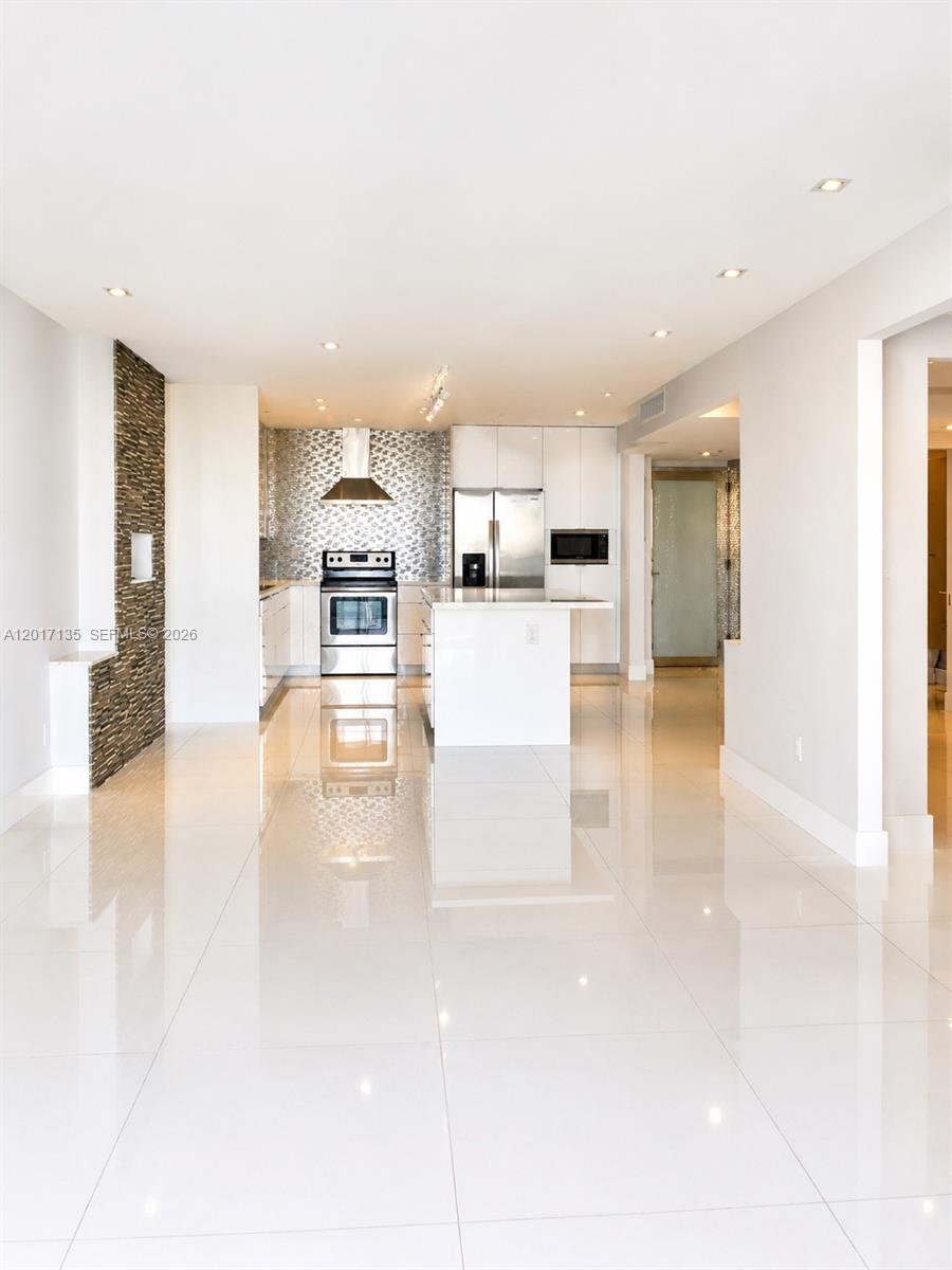 Photo of 19390 Collins Ave  #907, Sunny Isles Beach, Florida, 33160 - 