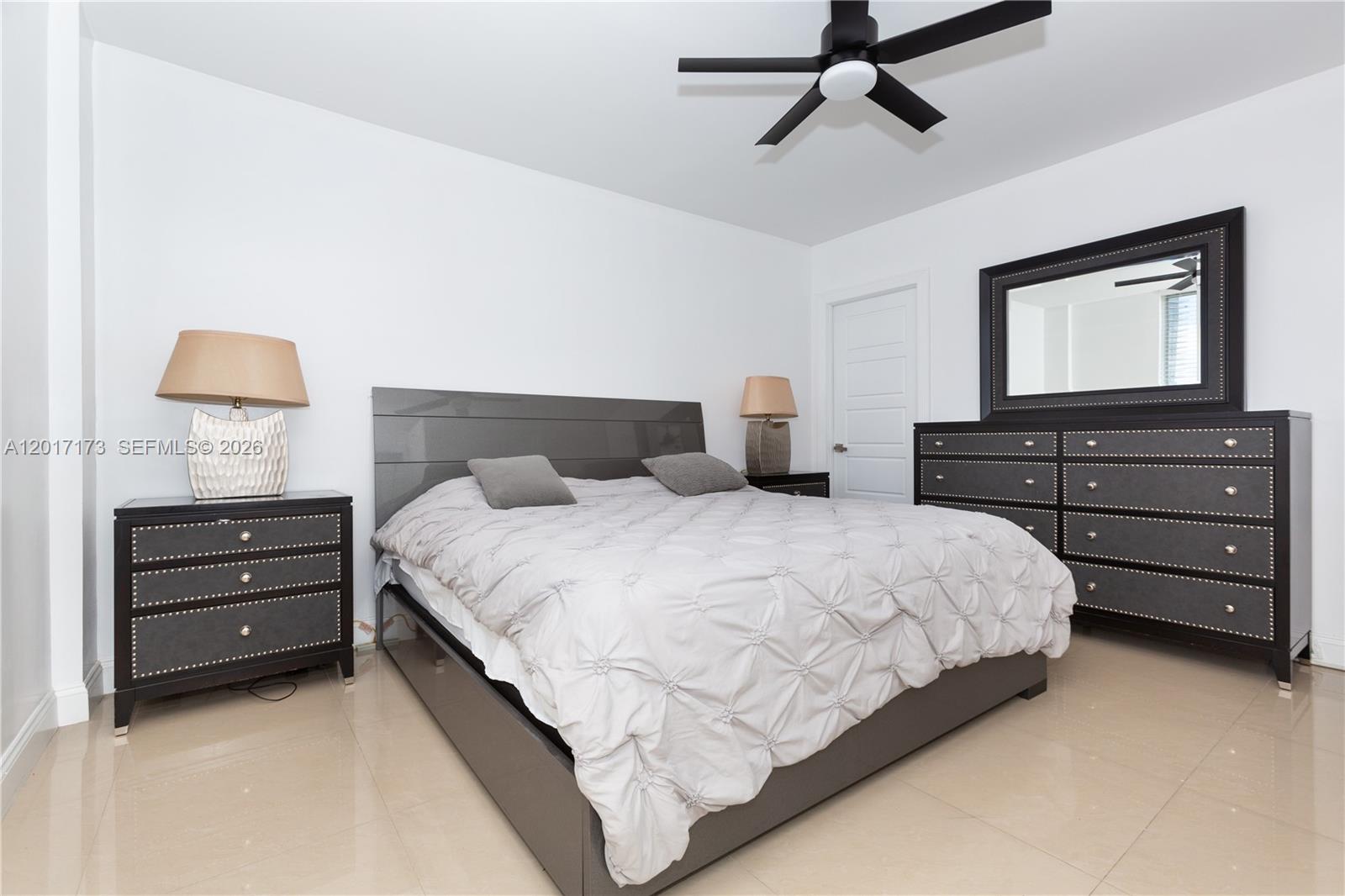 Photo of 19370 Collins Ave #621, Sunny Isles Beach, Florida, 33160 -