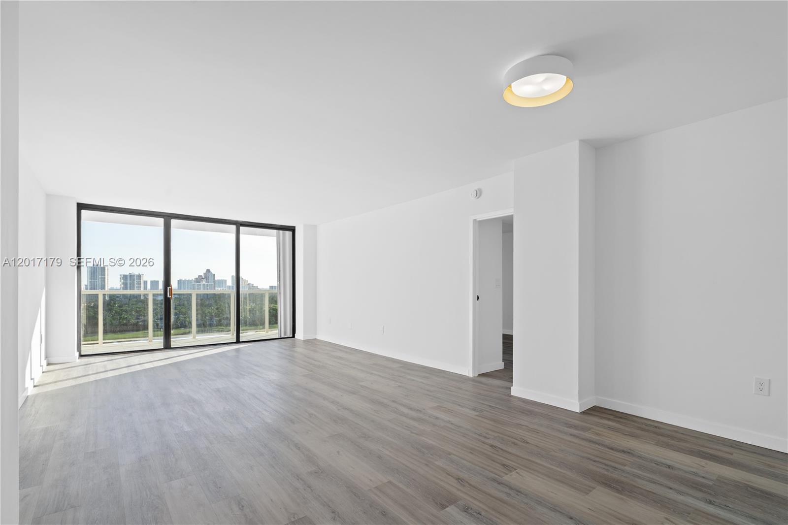 Photo of 3675 Country Club Dr #1906, Aventura, Florida, 33180 -
