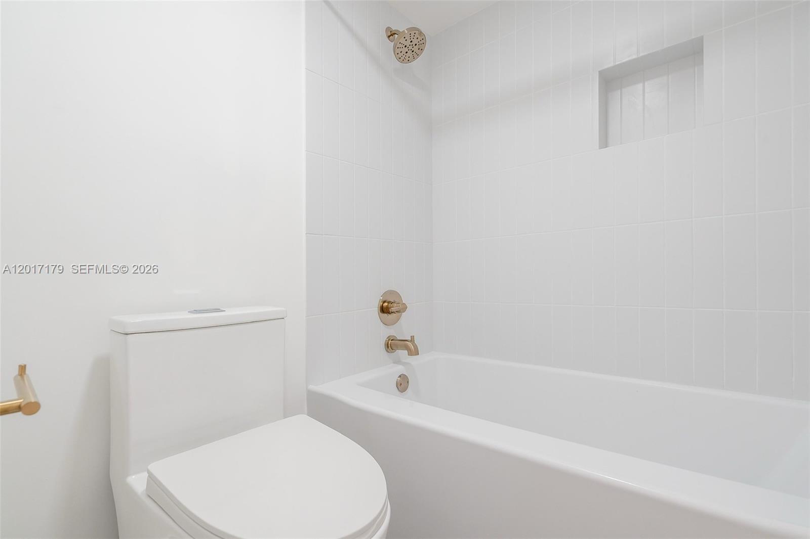 Photo of 3675 Country Club Dr #1906, Aventura, Florida, 33180 -