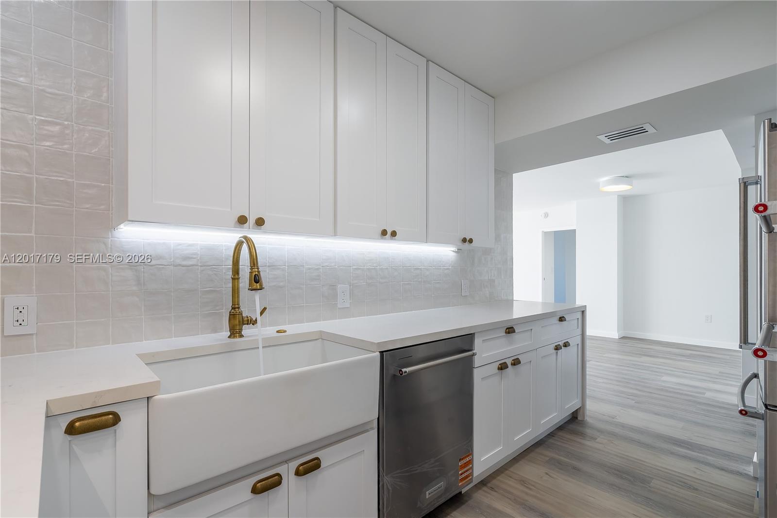 Photo of 3675 Country Club Dr #1906, Aventura, Florida, 33180 -