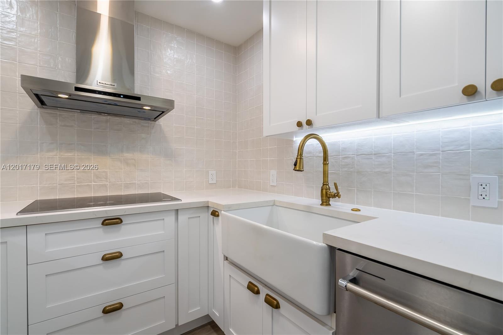 Photo of 3675 Country Club Dr #1906, Aventura, Florida, 33180 -