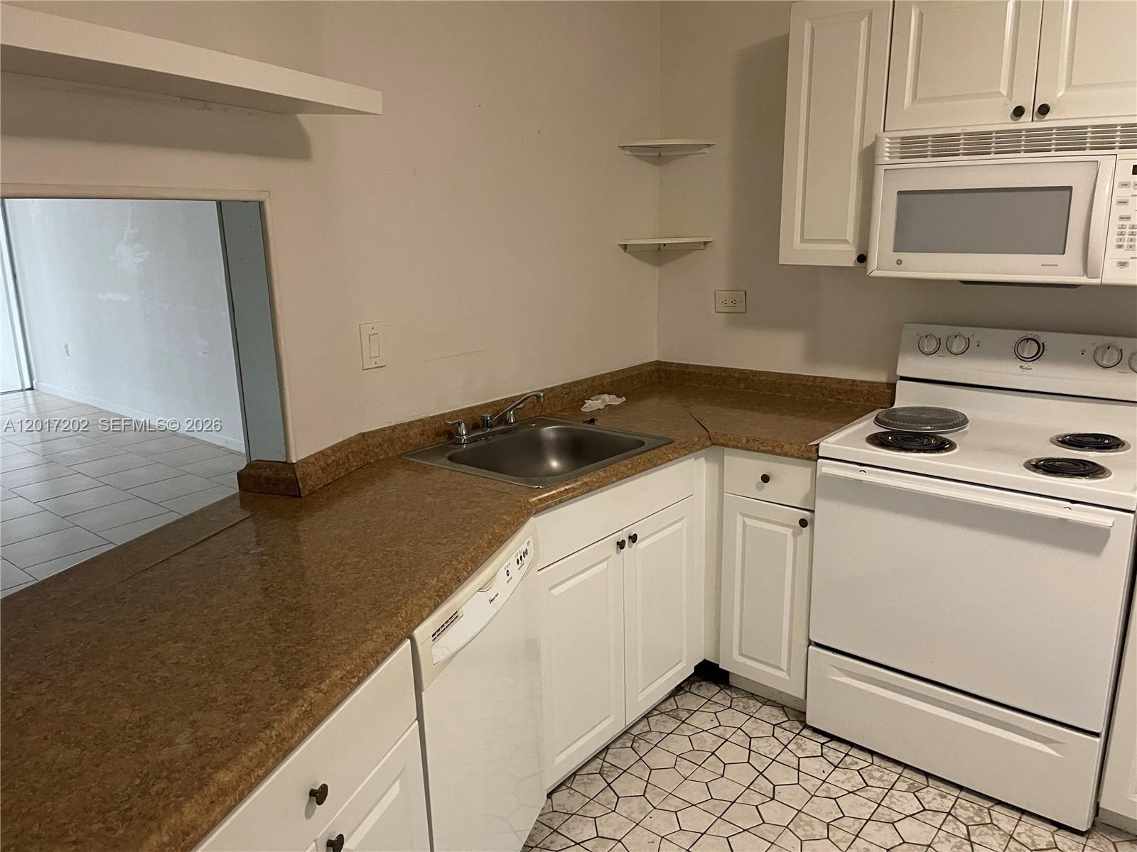 313-1 2 / 2 1315 sq. ft. $ 2026-05-12 0 Photo