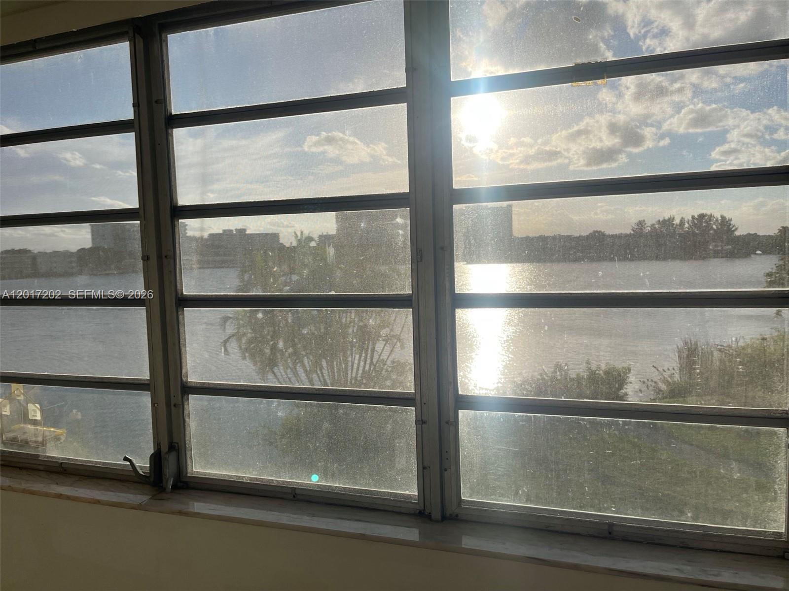 313-1 2 / 2 1315 sq. ft. $ 2026-05-12 0 Photo