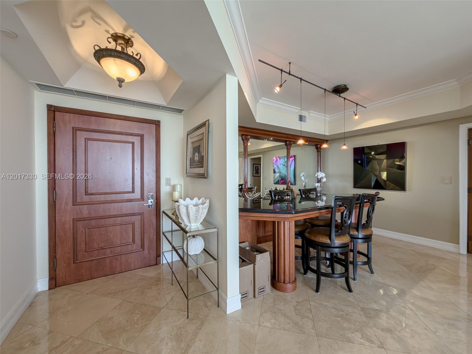 2503 2 / 2 1560 sq. ft. $ 2026-05-12 0 foto