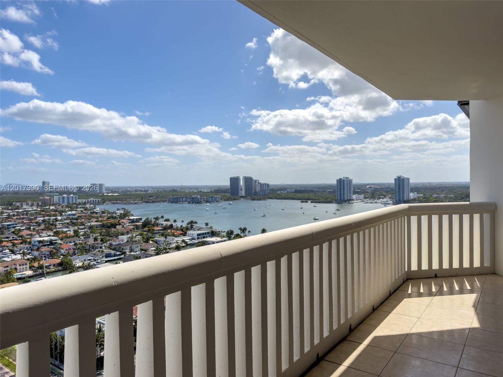 2503 2 / 2 1560 sq. ft. $ 2026-05-12 0 foto