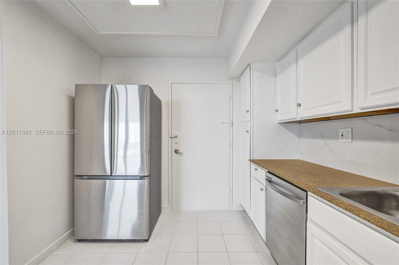 Photo of 1600 Ocean Dr  #16B, Hollywood, Florida, 33019 - 