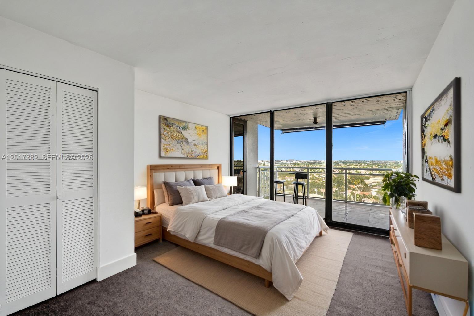 Photo of 1600 Ocean Dr  #16B, Hollywood, Florida, 33019 - 