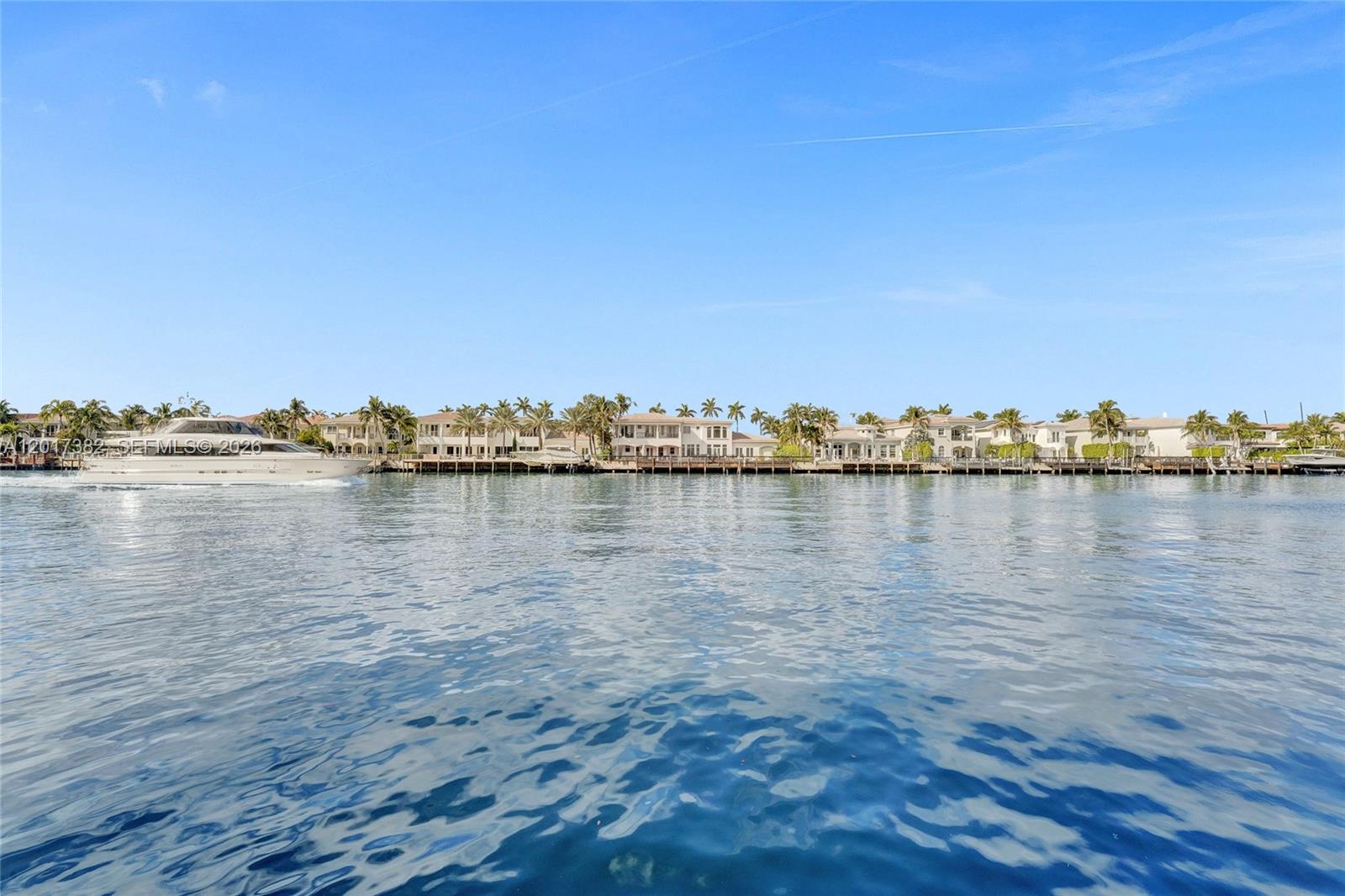 Photo of 1600 Ocean Dr  #16B, Hollywood, Florida, 33019 - 