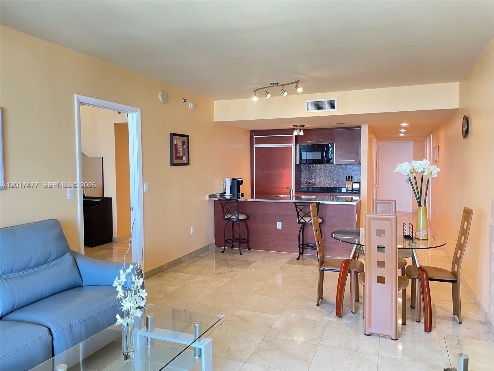 See details 2909 2 / 1 1086 sq. ft. $ 2026-05-12 0 Photo