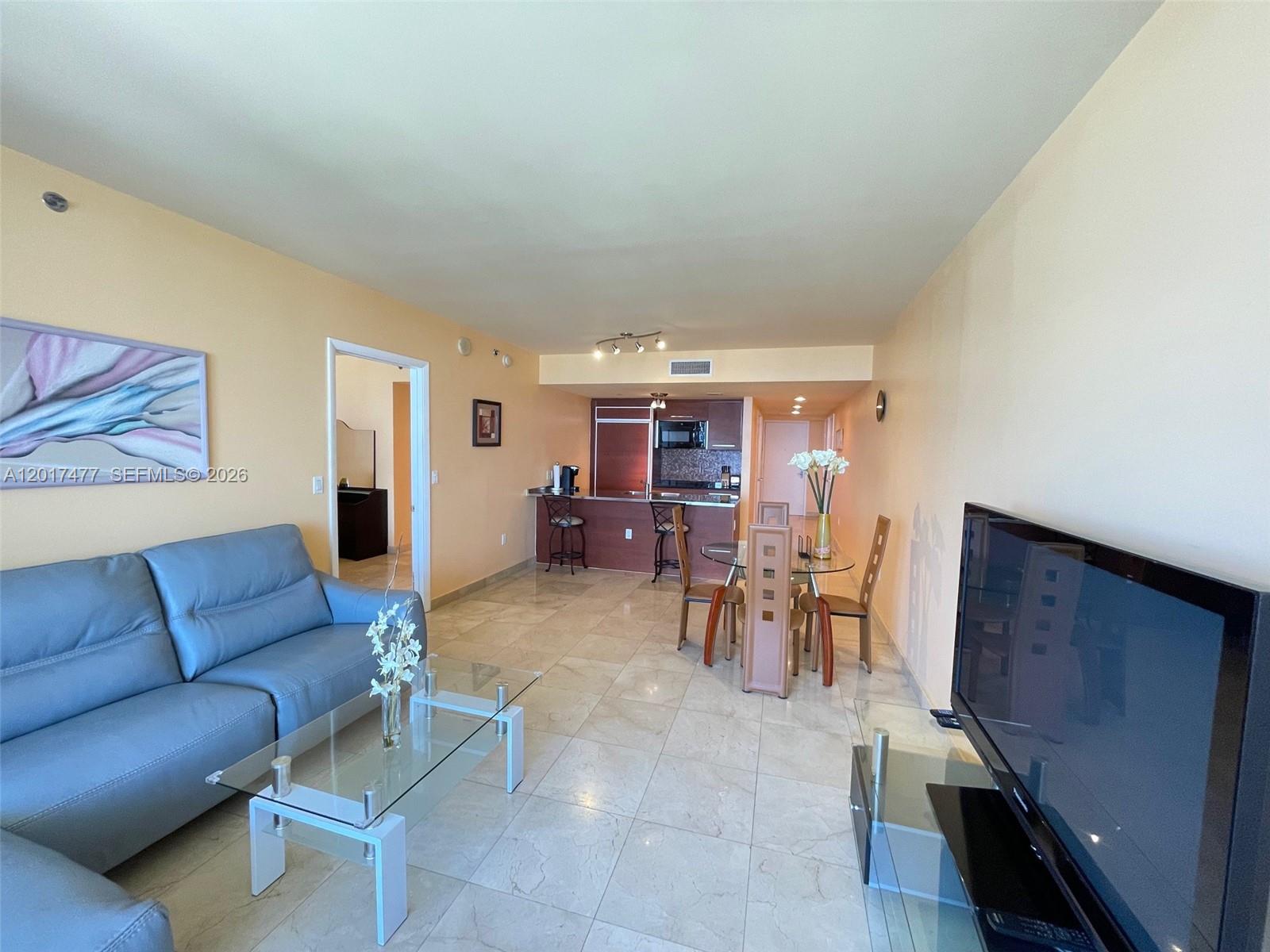 See details 2909 2 / 1 1086 sq. ft. $ 2026-05-12 0 Photo