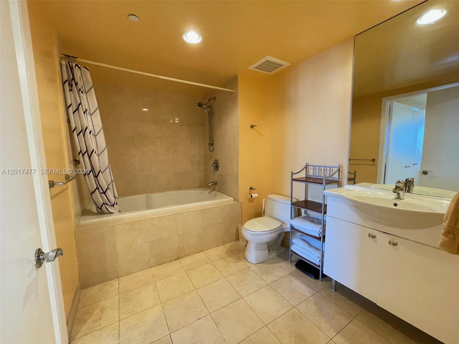 See details 2909 2 / 1 1086 sq. ft. $ 2026-05-12 0 Photo