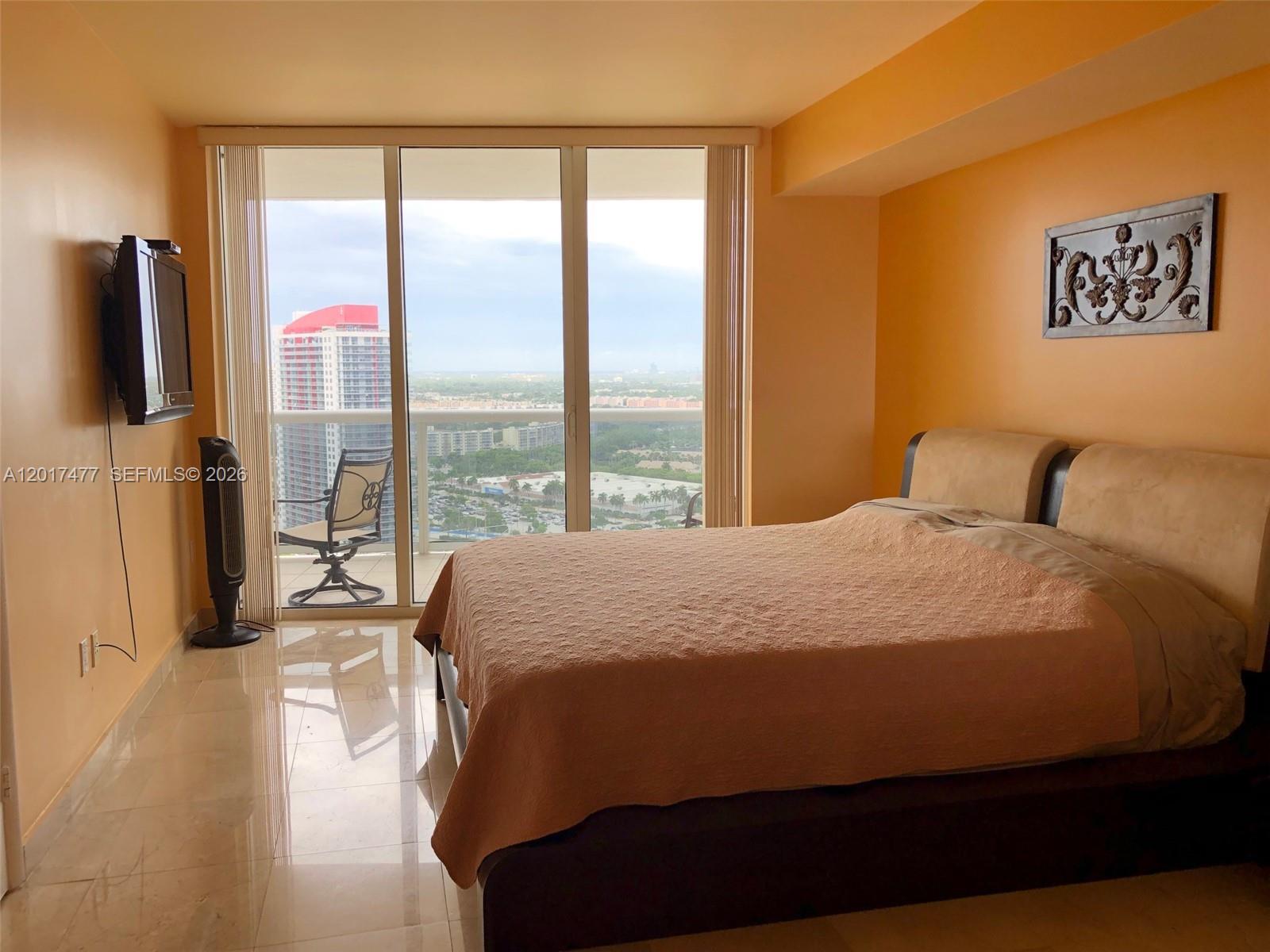 See details 2909 2 / 1 1086 sq. ft. $ 2026-05-12 0 Photo
