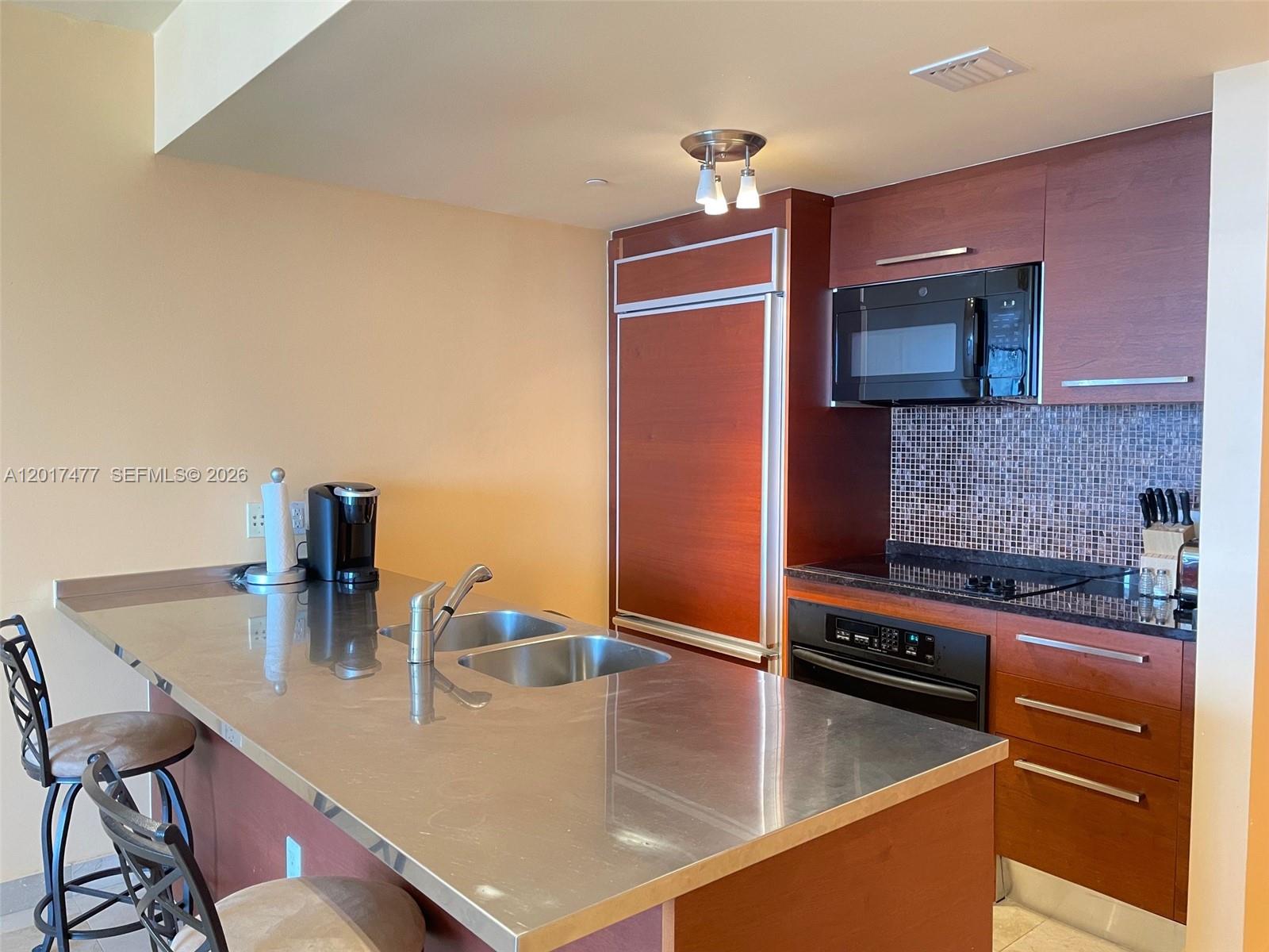 See details 2909 2 / 1 1086 sq. ft. $ 2026-05-12 0 Photo