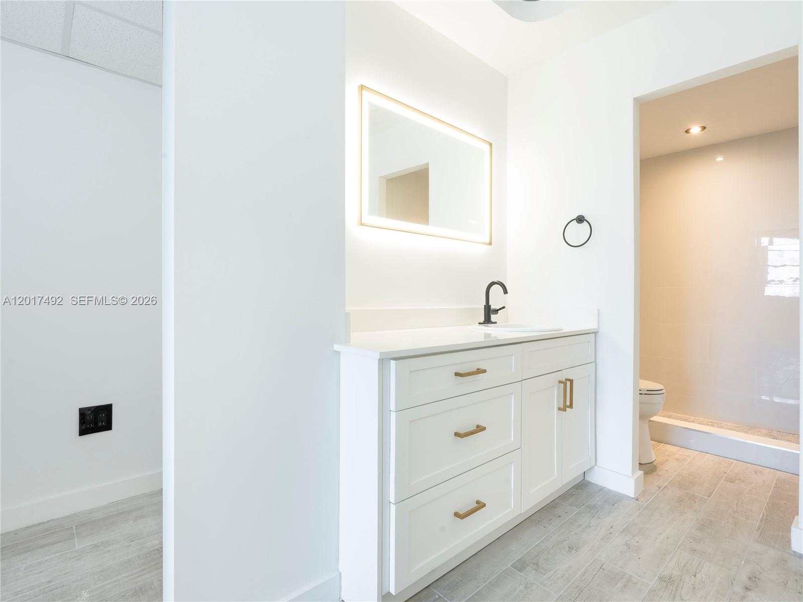 2115 2 / 2 1220 sq. ft. $ 2026-05-12 0 Photo