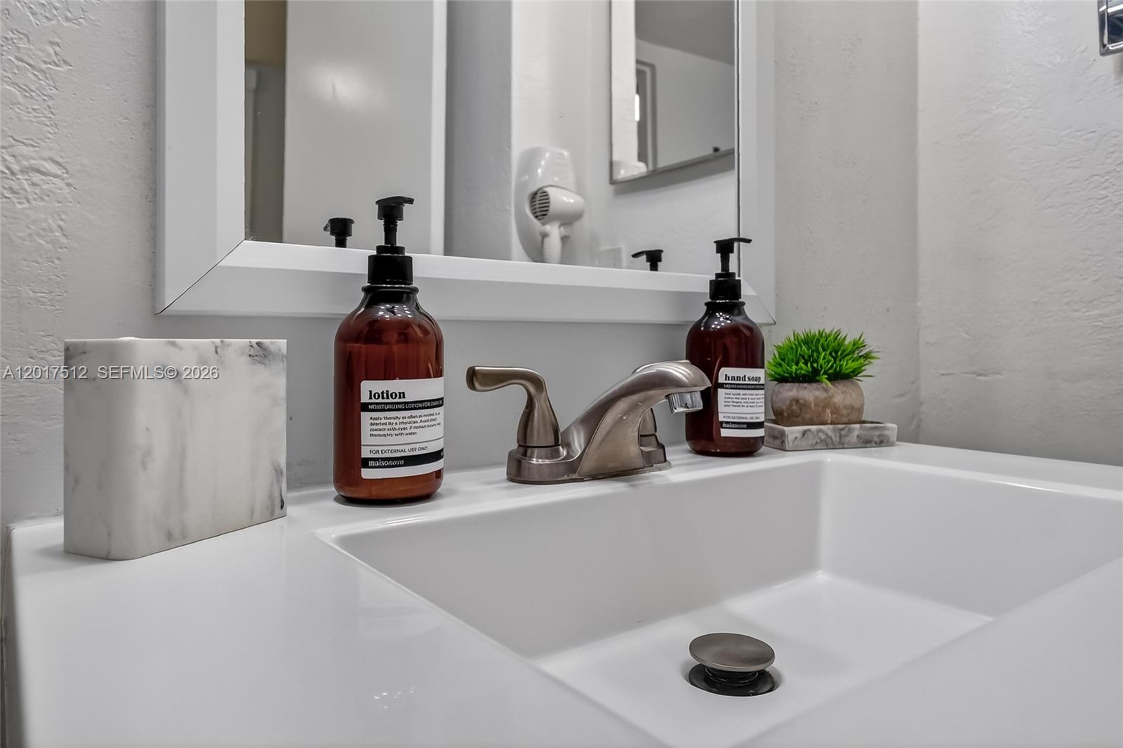 Photo of 19201 Collins Ave #949, Sunny Isles Beach, Florida, 33160 -