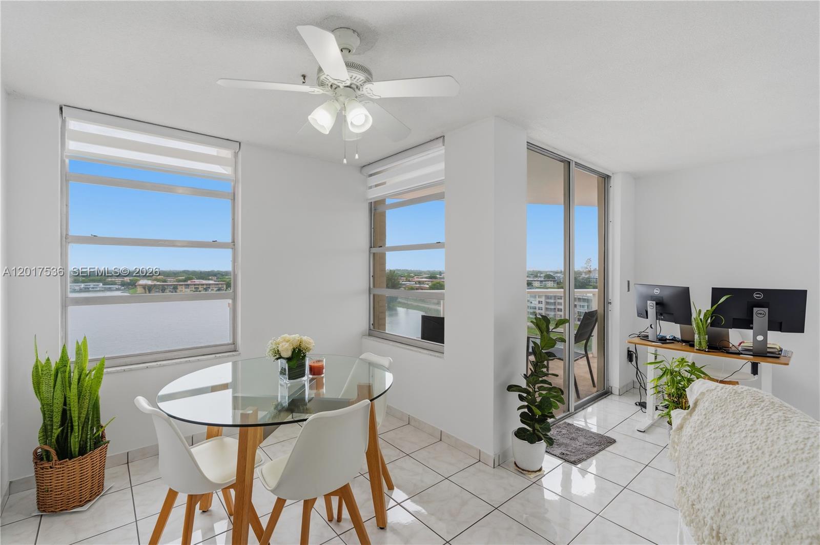 Ver detalles 806E 2 / 2 1140 sq. ft. $ 2026-05-19 0 foto