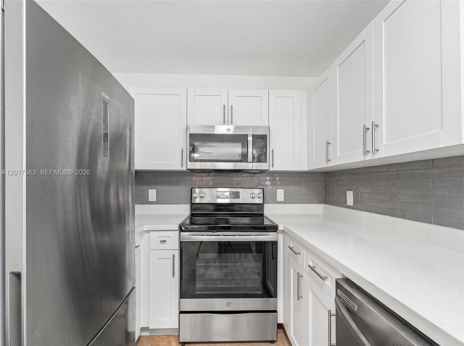 See details / 2317 sq. ft. $ 2026-05-12 0 Photo