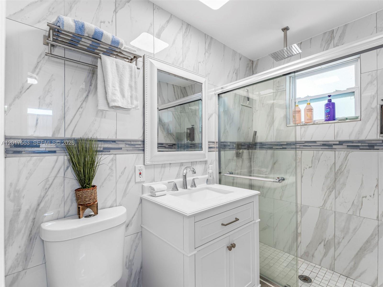 See details / 2317 sq. ft. $ 2026-05-12 0 Photo