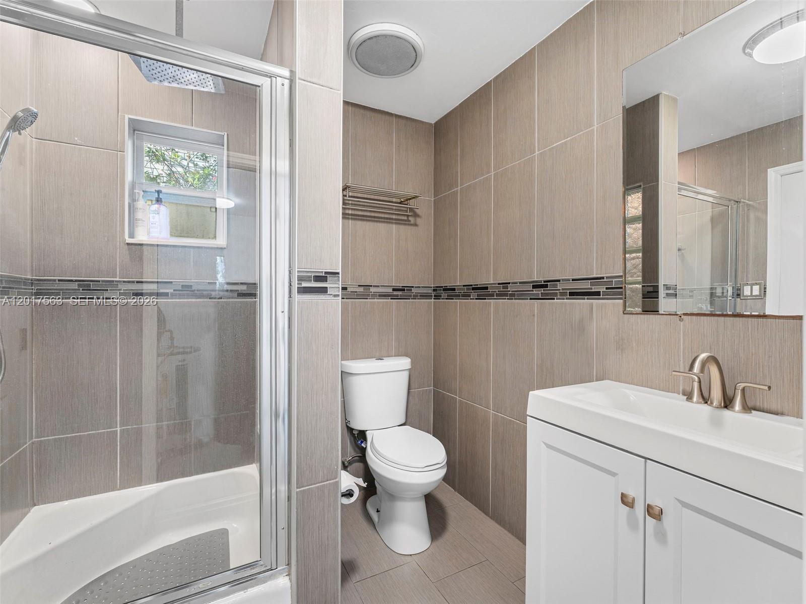 See details / 2317 sq. ft. $ 2026-05-12 0 Photo