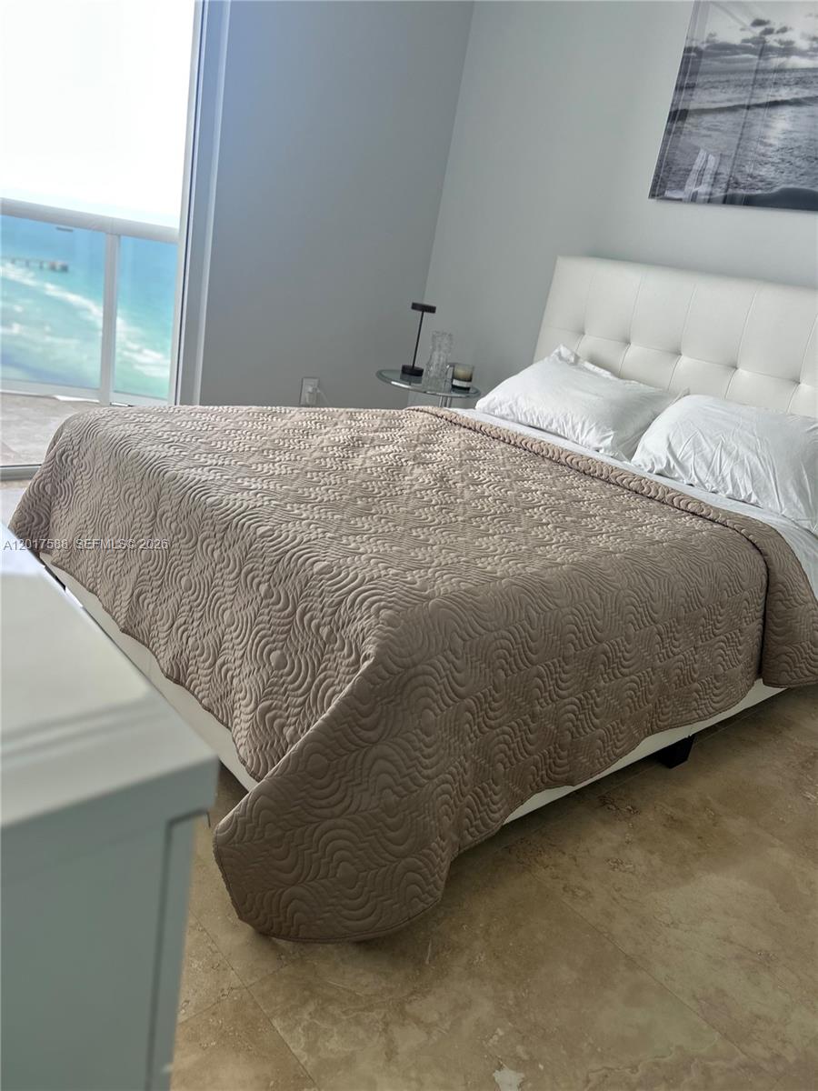 See details 2102 2 / 3 1814 sq. ft. $ 2026-05-12 0 Photo