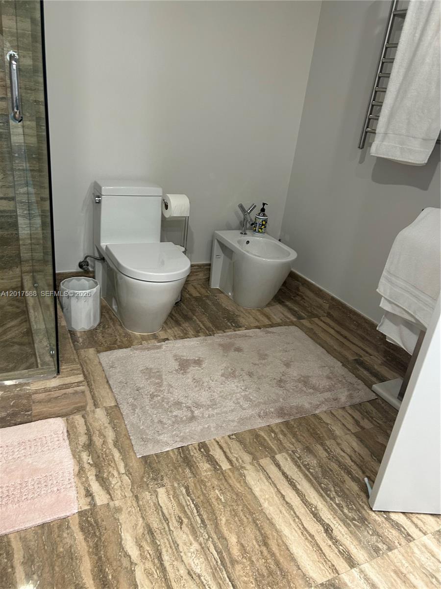 See details 2102 2 / 3 1814 sq. ft. $ 2026-05-12 0 Photo