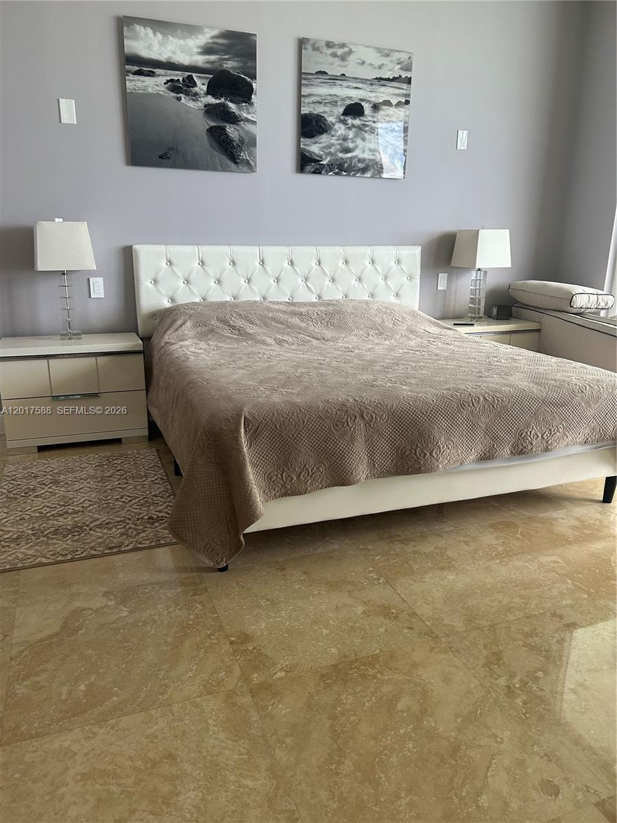 See details 2102 2 / 3 1814 sq. ft. $ 2026-05-12 0 Photo