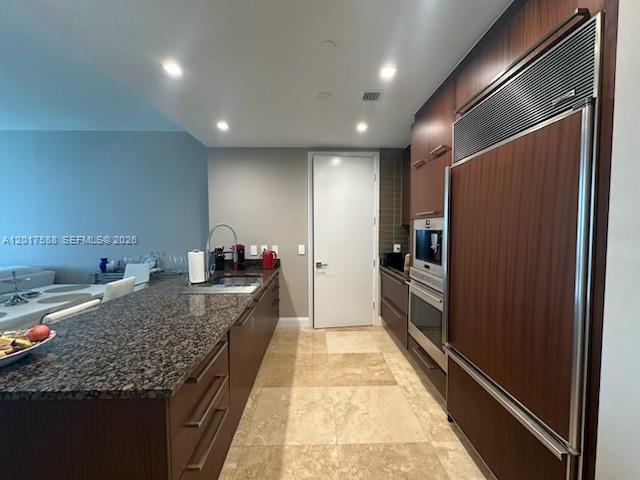 2102 2 / 3 1814 sq. ft. $ 2026-05-12 0 Photo