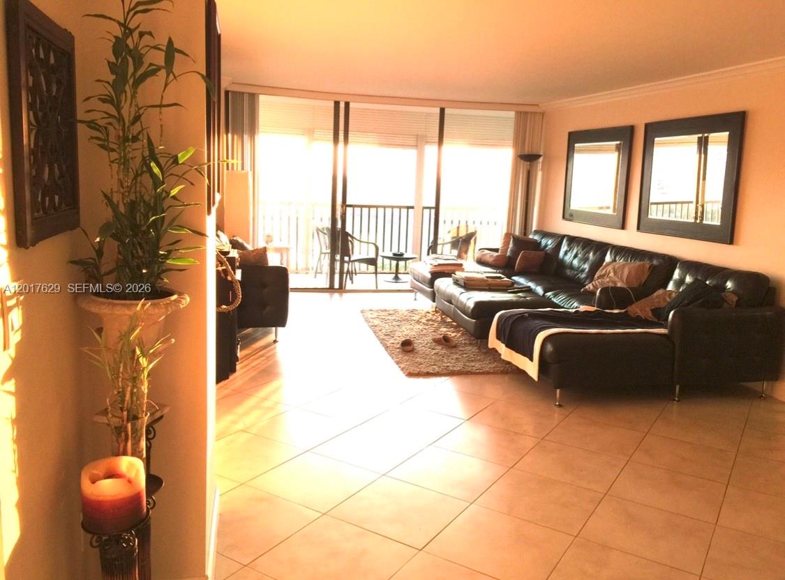Photo of 3731 Country Club Dr  #1526, Aventura, Florida, 33180 - 