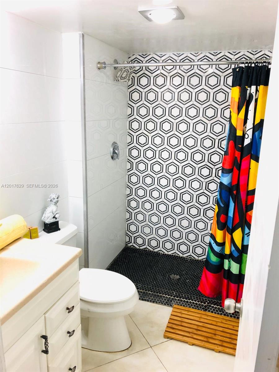 Photo of 3731 Country Club Dr  #1526, Aventura, Florida, 33180 - 
