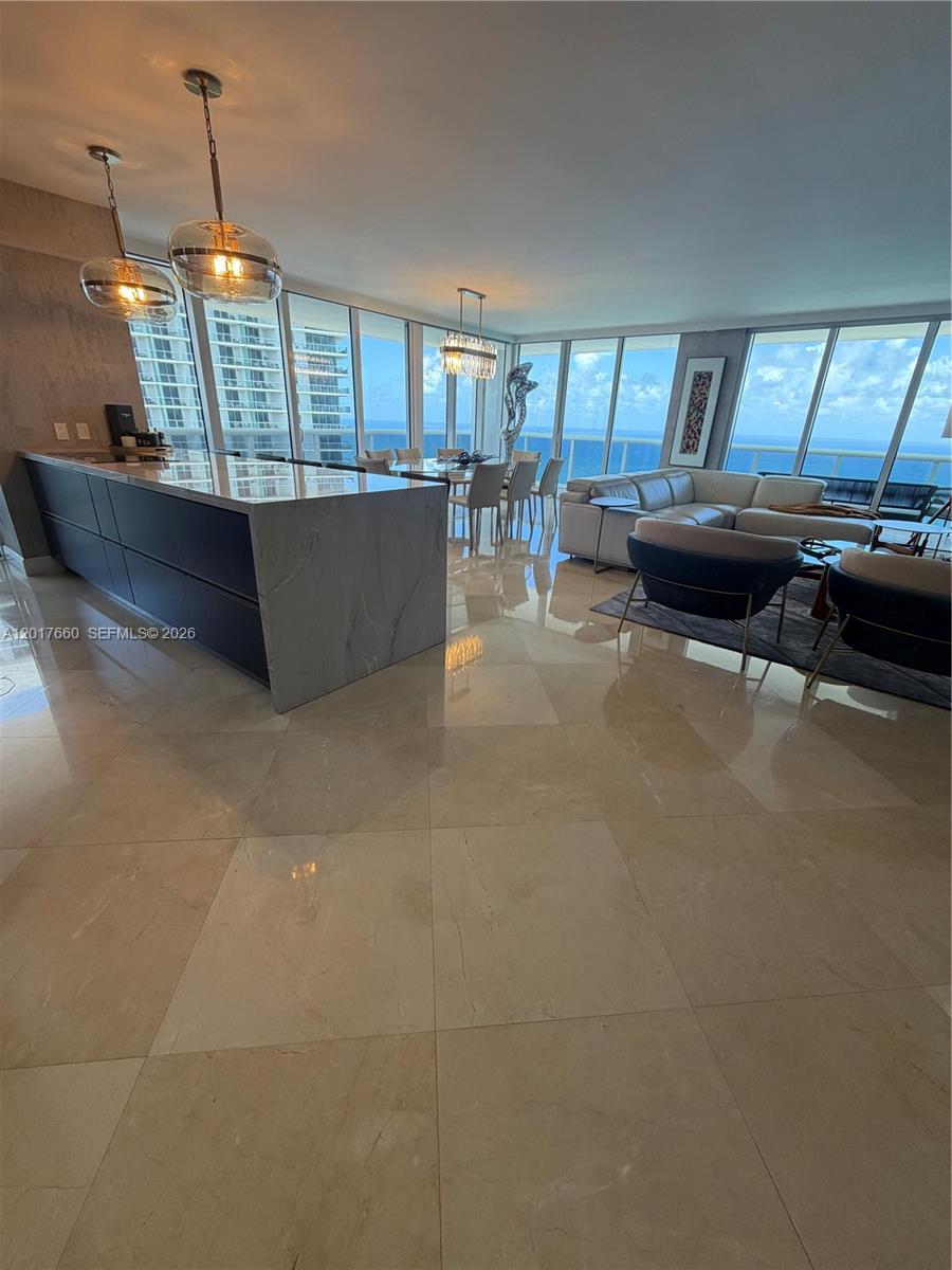 3701 3 / 4 2078 sq. ft. $ 2026-05-12 0 Photo